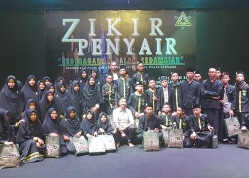 Perhelatan Dzikir Penyair yang dilaksanakan oleh Teater Tonggak